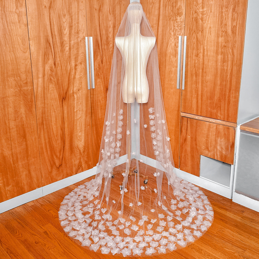 3D Silk Organza Floral Veil – CHERIE
