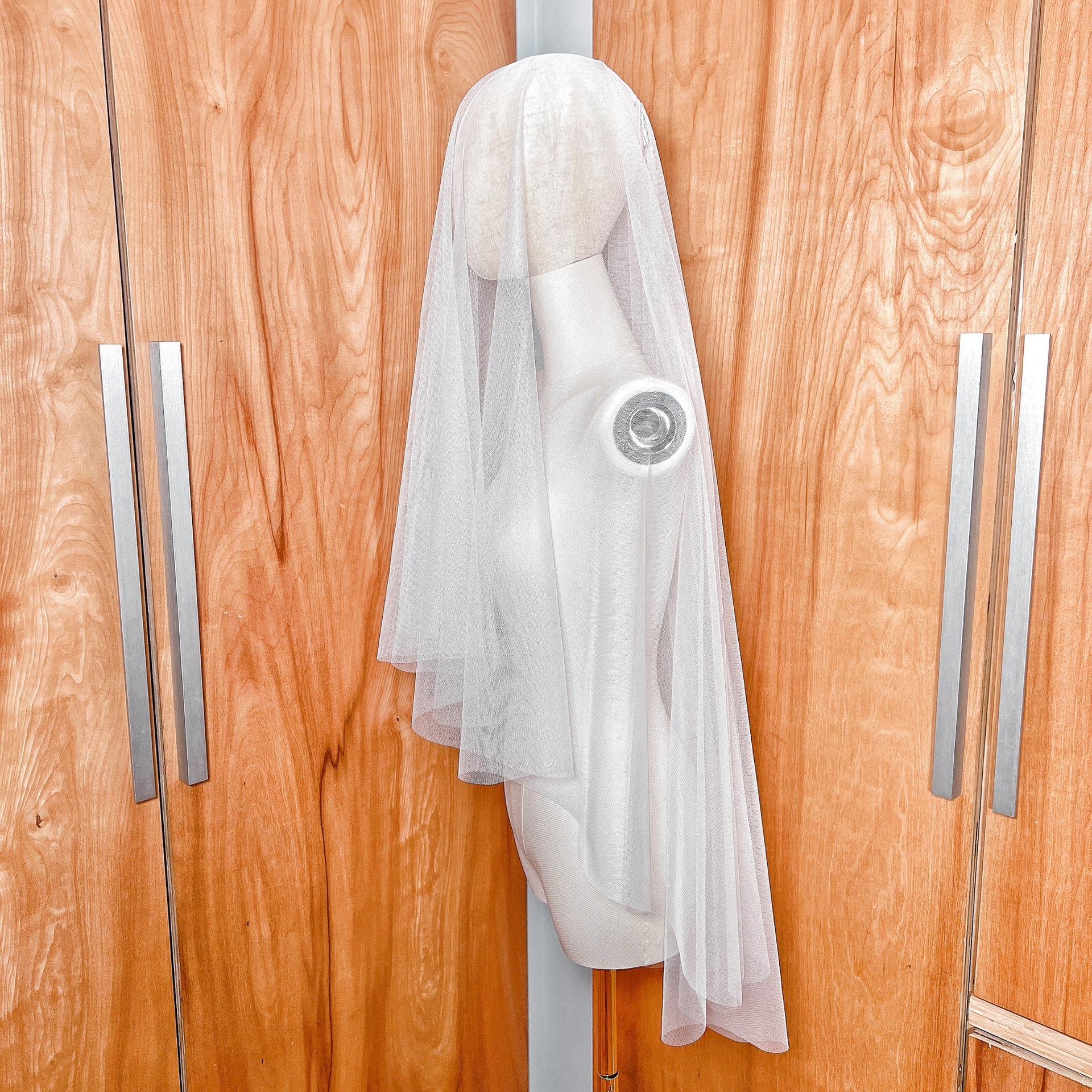 DAPHNE | English Net Drop Veil