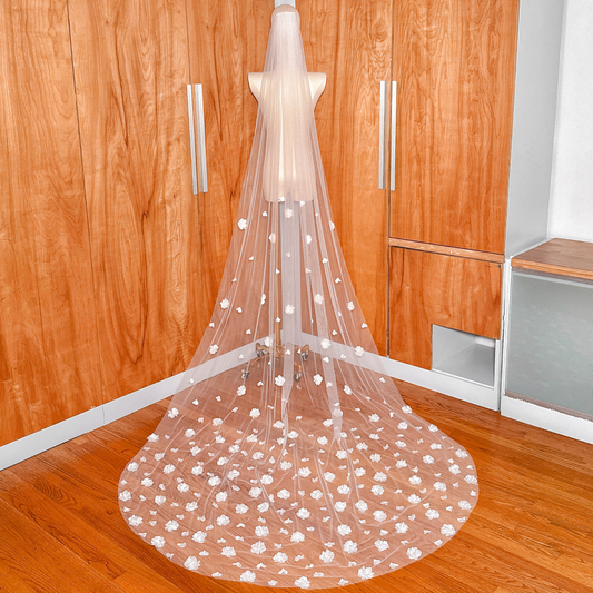 Allover 3D Floral Veil: Cathedral & Chapel Length - FELICIA