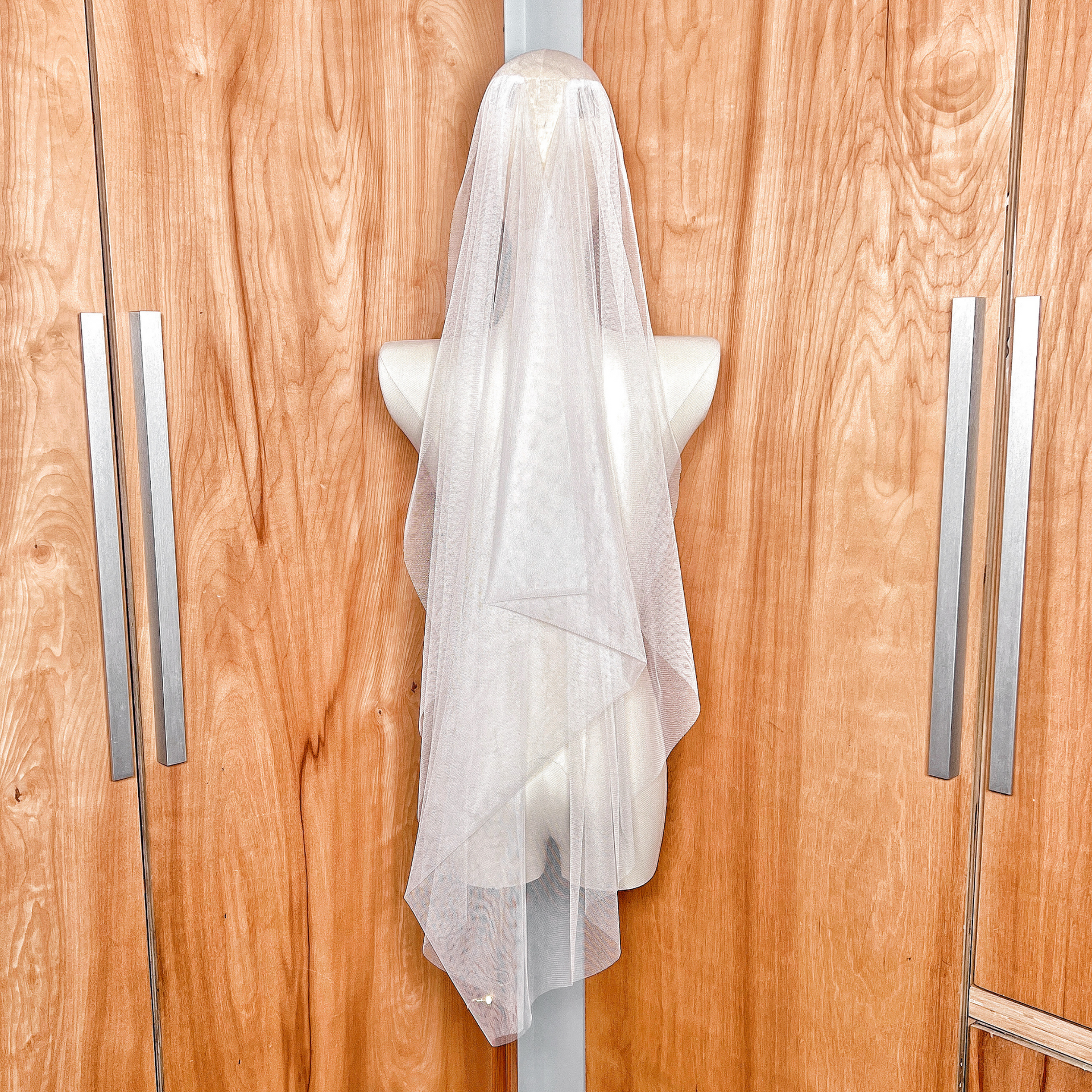 EVIE | Draped Veil