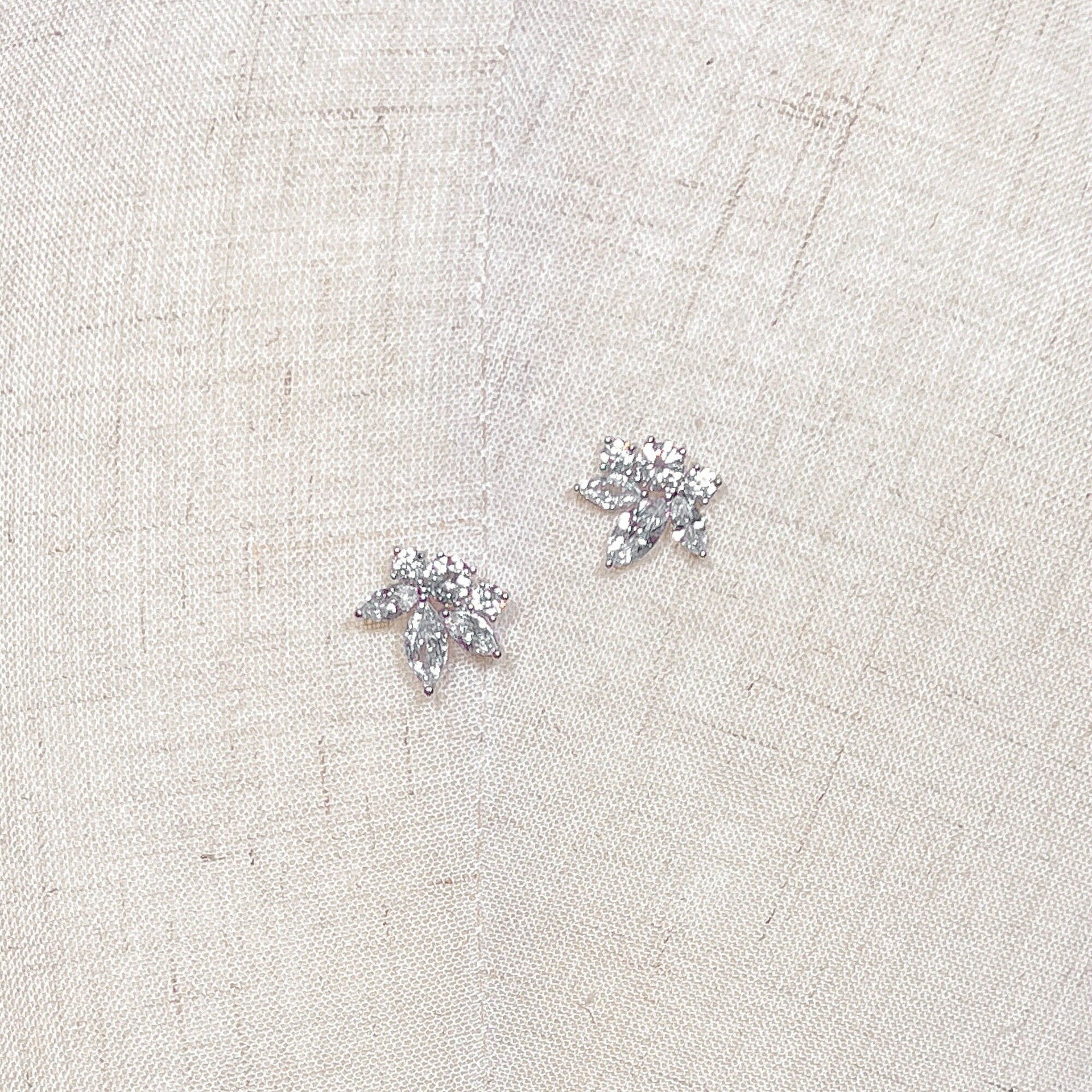 AIRE | Bridal Stud Earrings