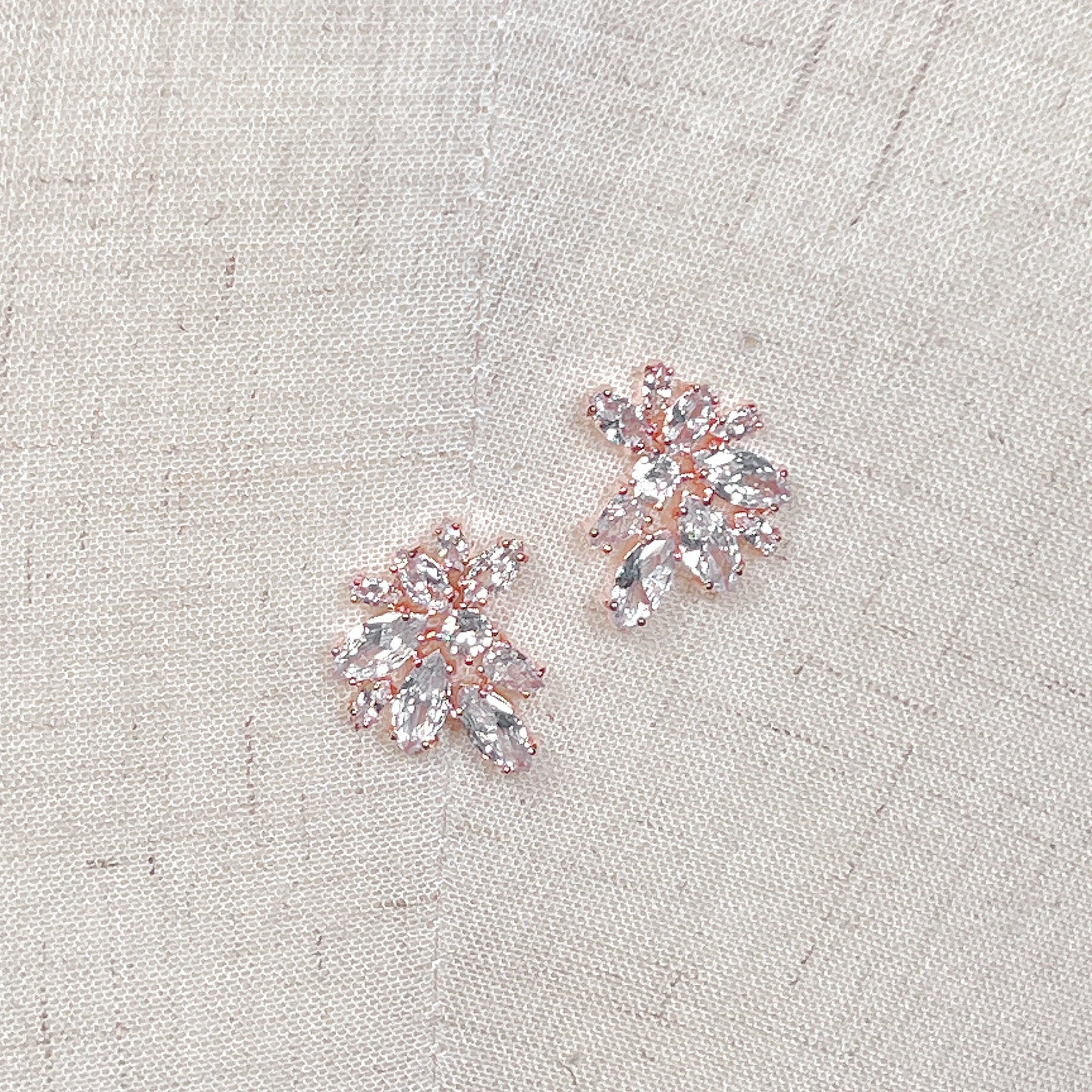 LAMARIA | Crystal bridal studs