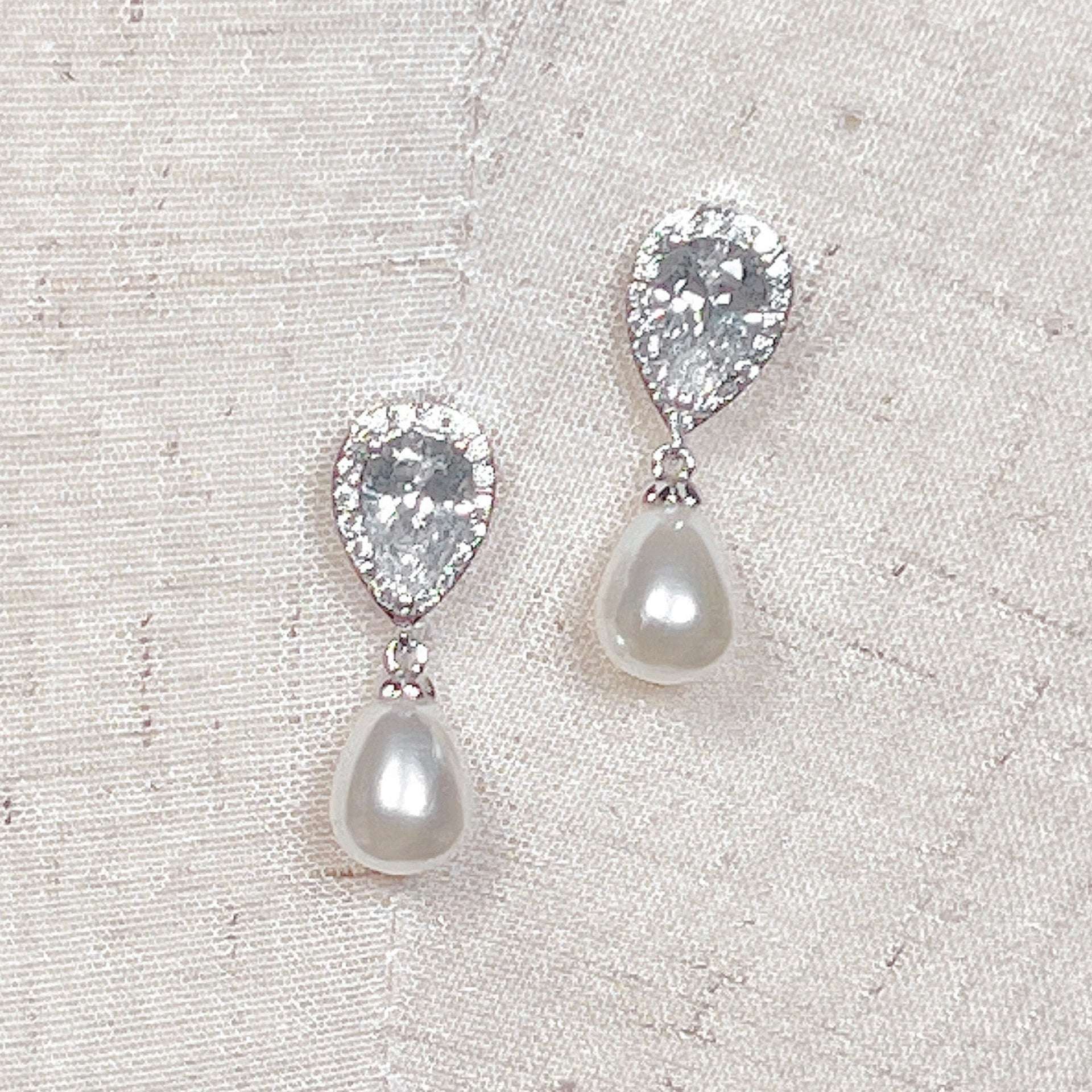 Pearl Dangle Earrings