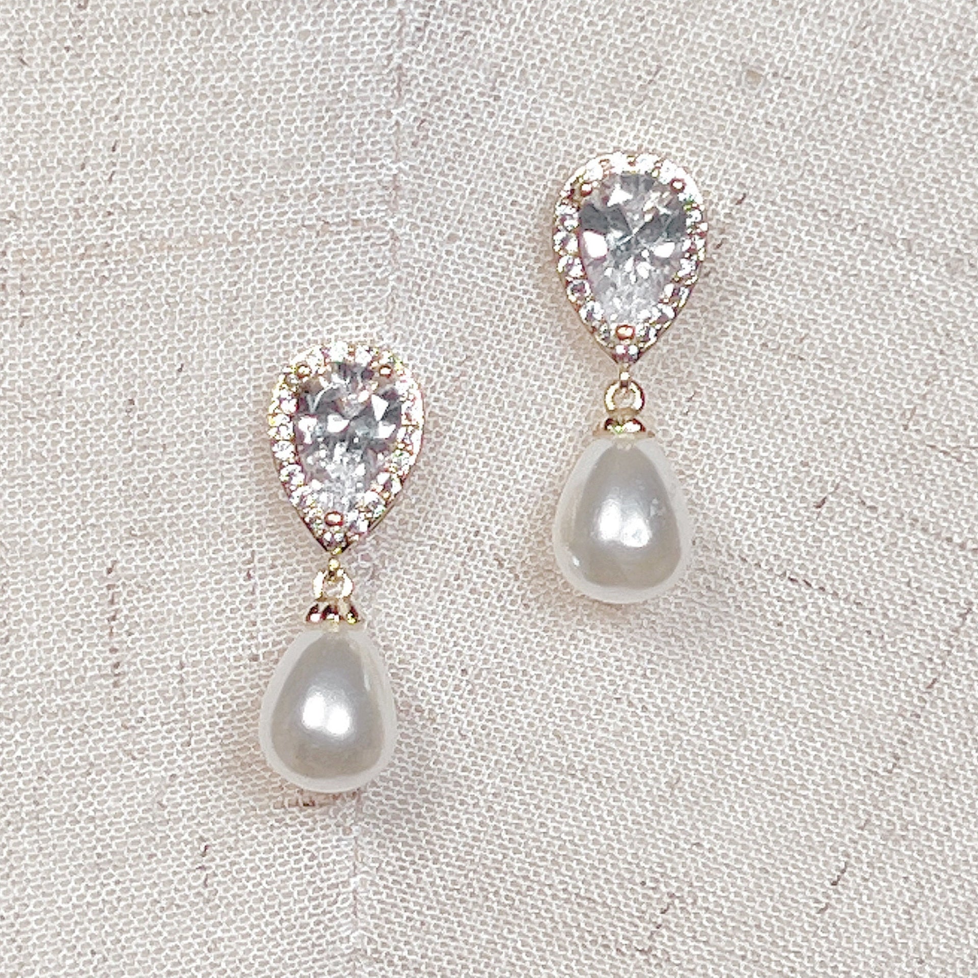 Pearl Dangle Earrings