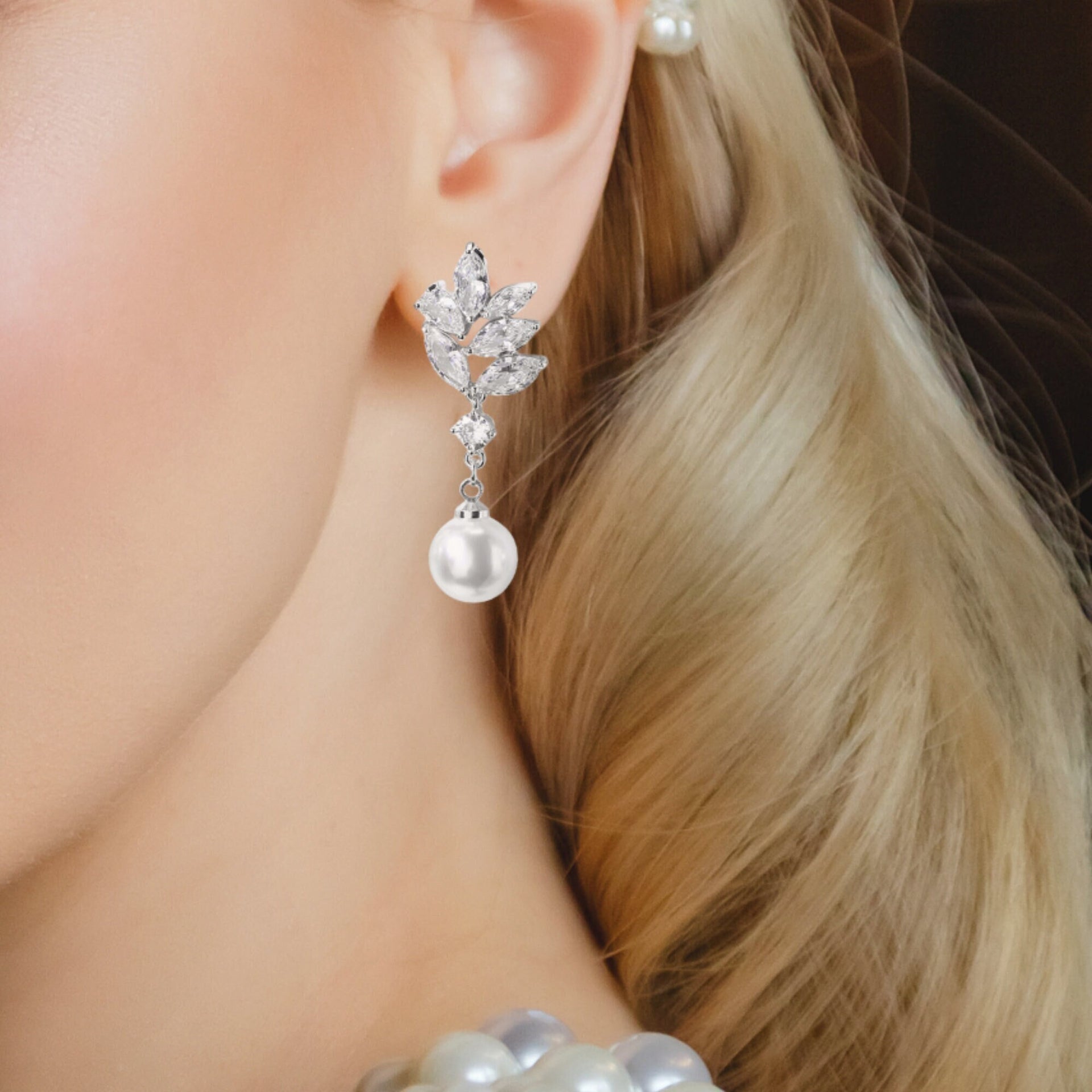 Drop Pearl Earrings