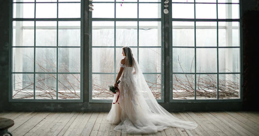How to Wear a Veil with Hair Down: Expert Tips for Perfect Placement