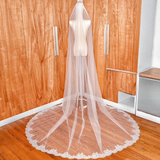 WEDDING VEILS