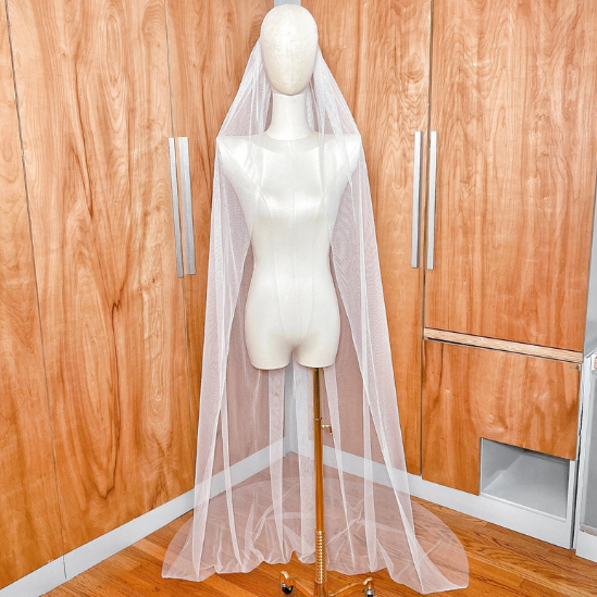 CHAPEL LENGTH WEDDING VEILS