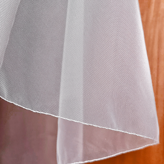 Elbow Length Veil with Pencil Edge - CLIO