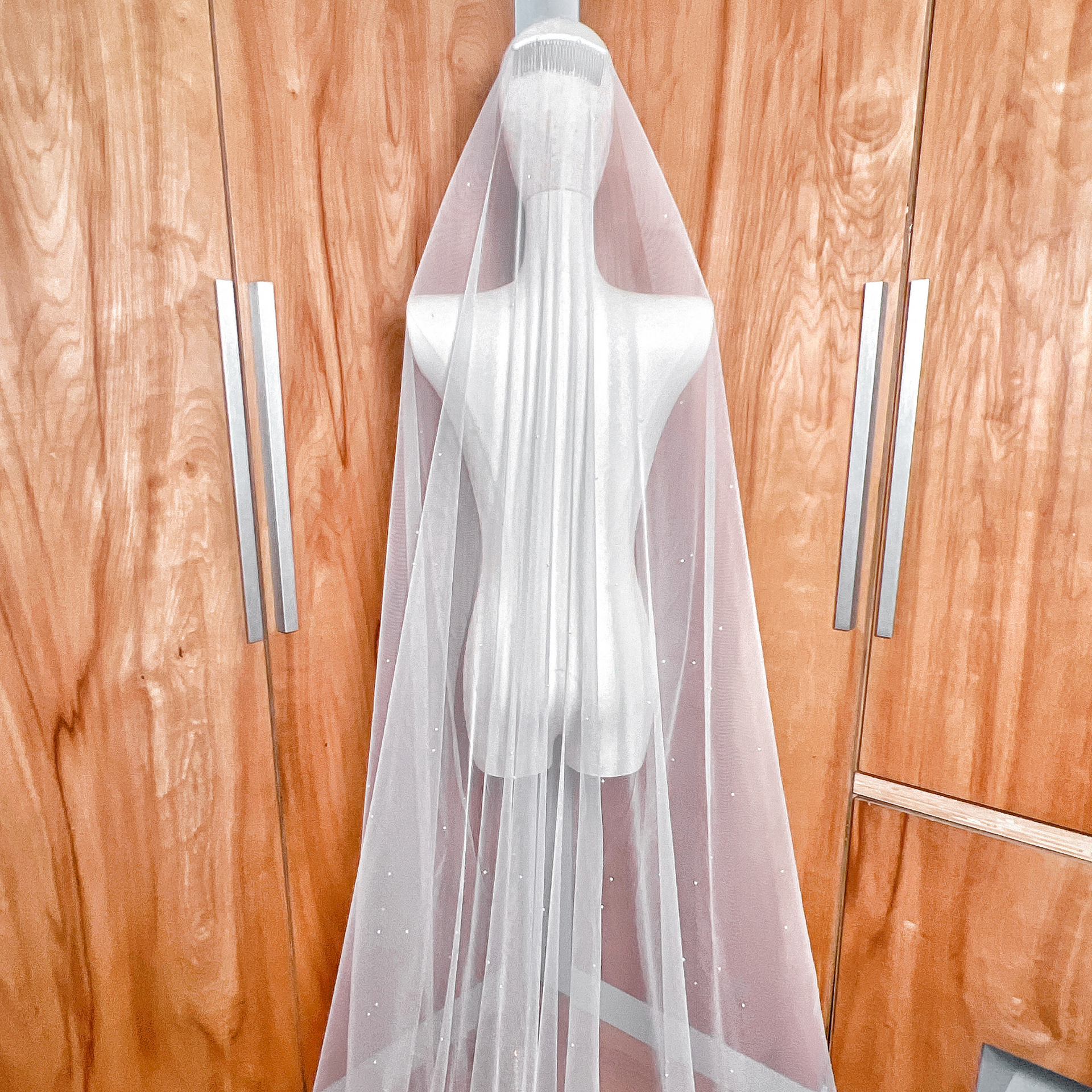 CLAIRE | Long Pearl Veil