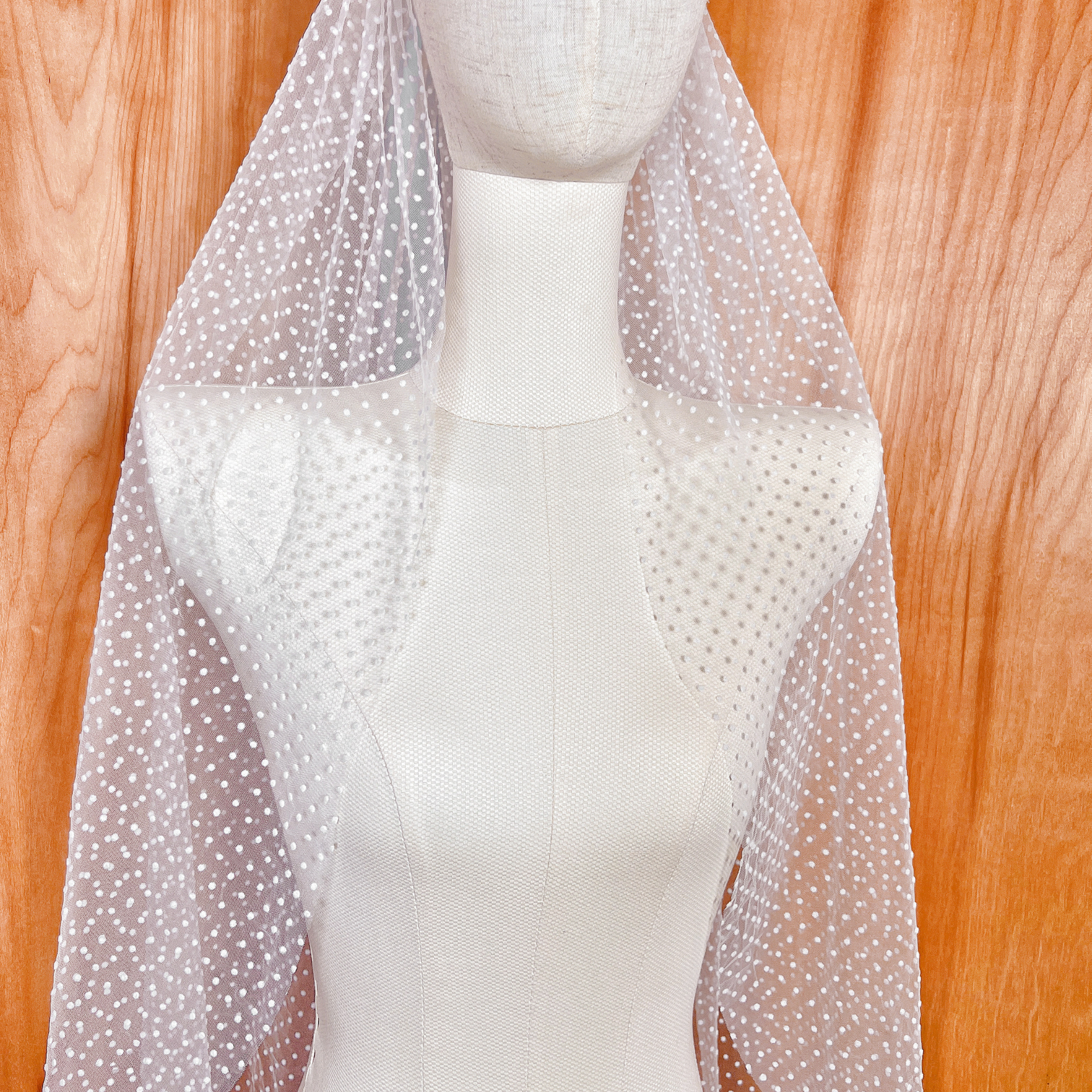 JANA | Polka Dot Veil