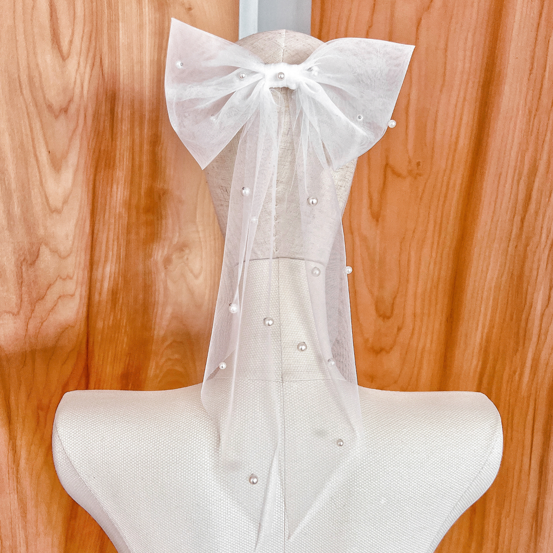 ROMY | Pearl Bow Veil