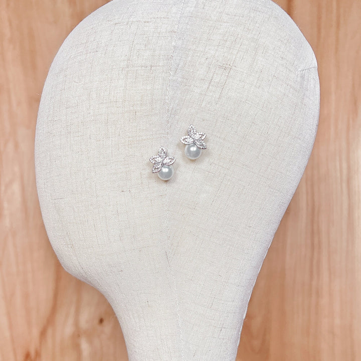 Silver Pearl Studs Earrings
