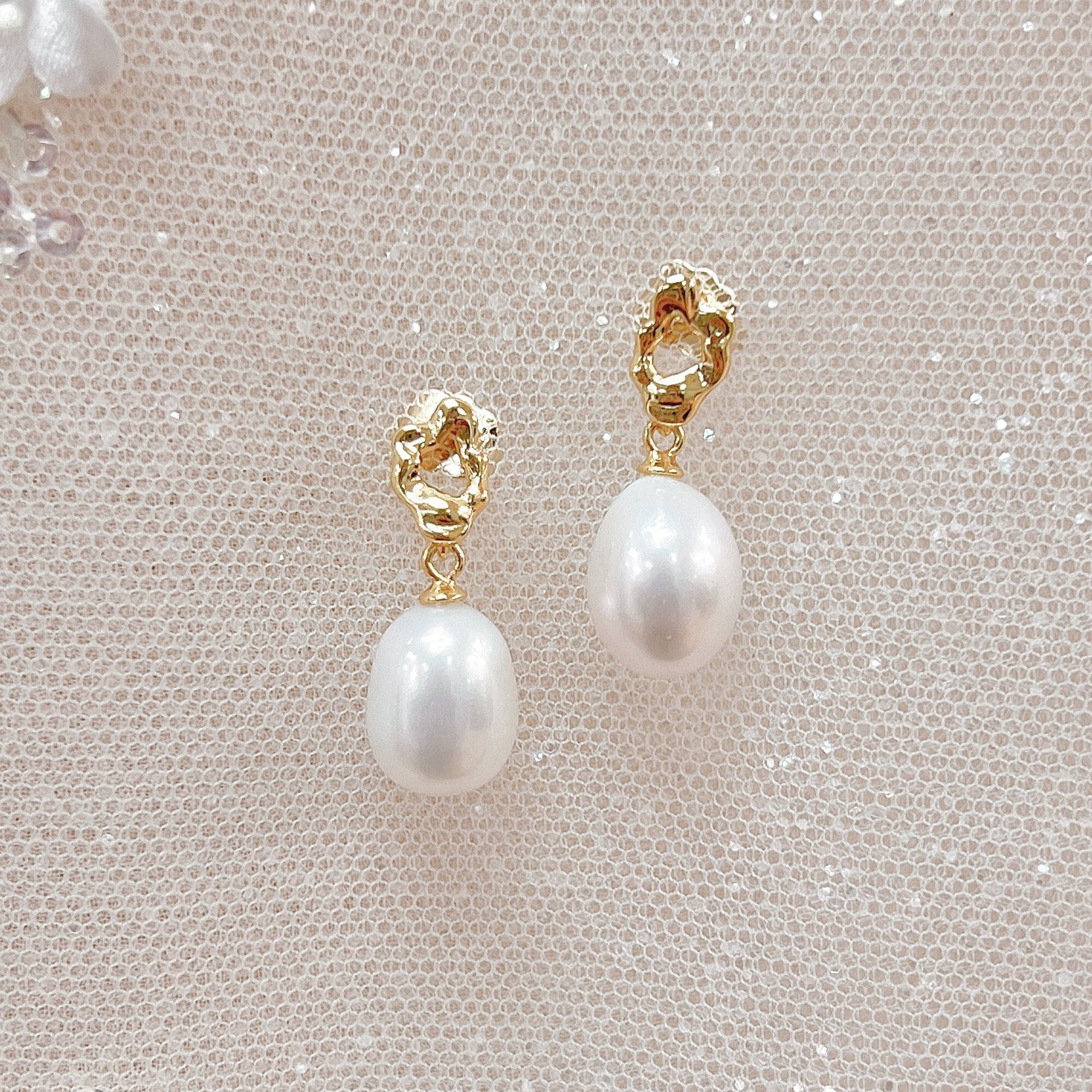 Gold Teardrop Pearl Earrings
