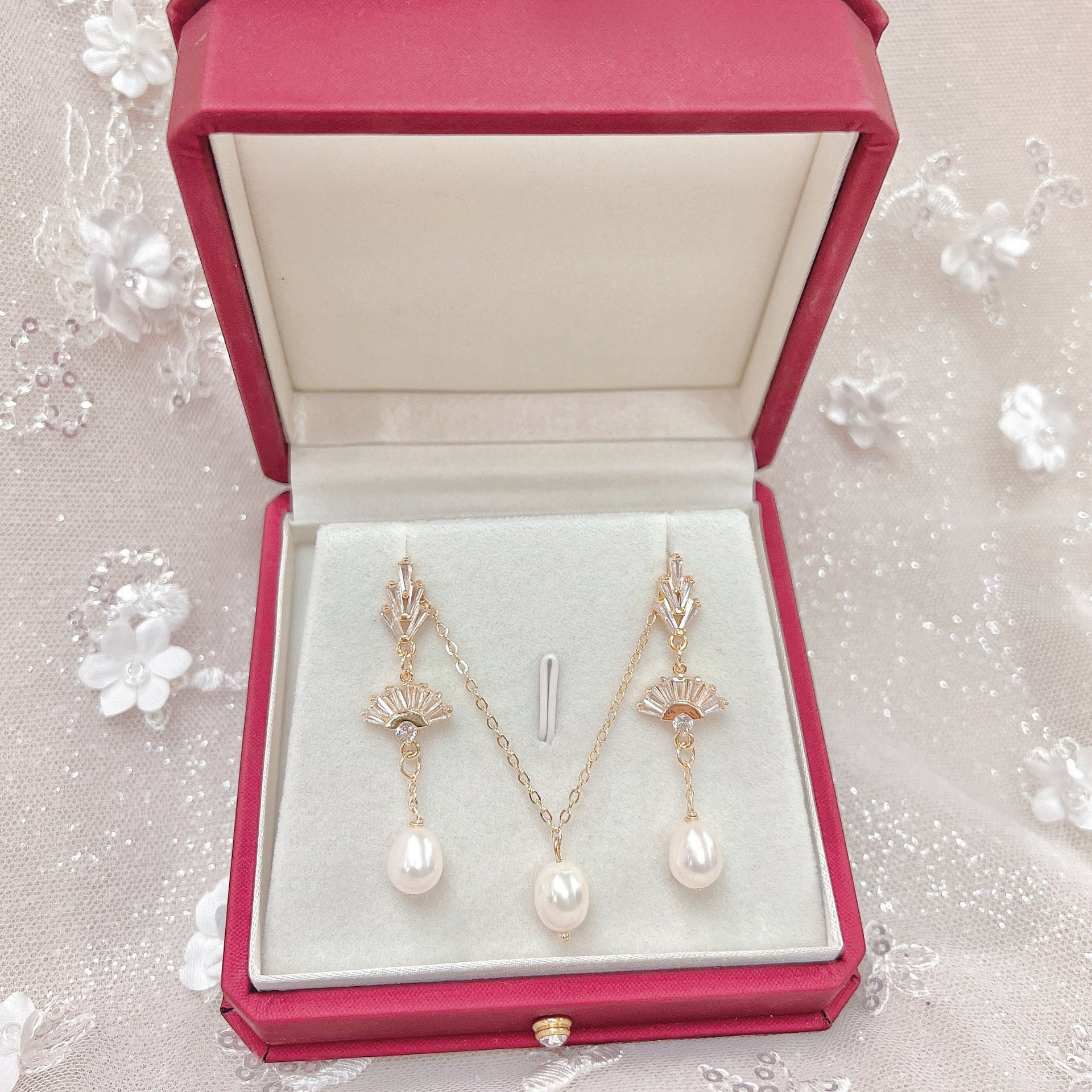 Real Pearl Art Deco Set