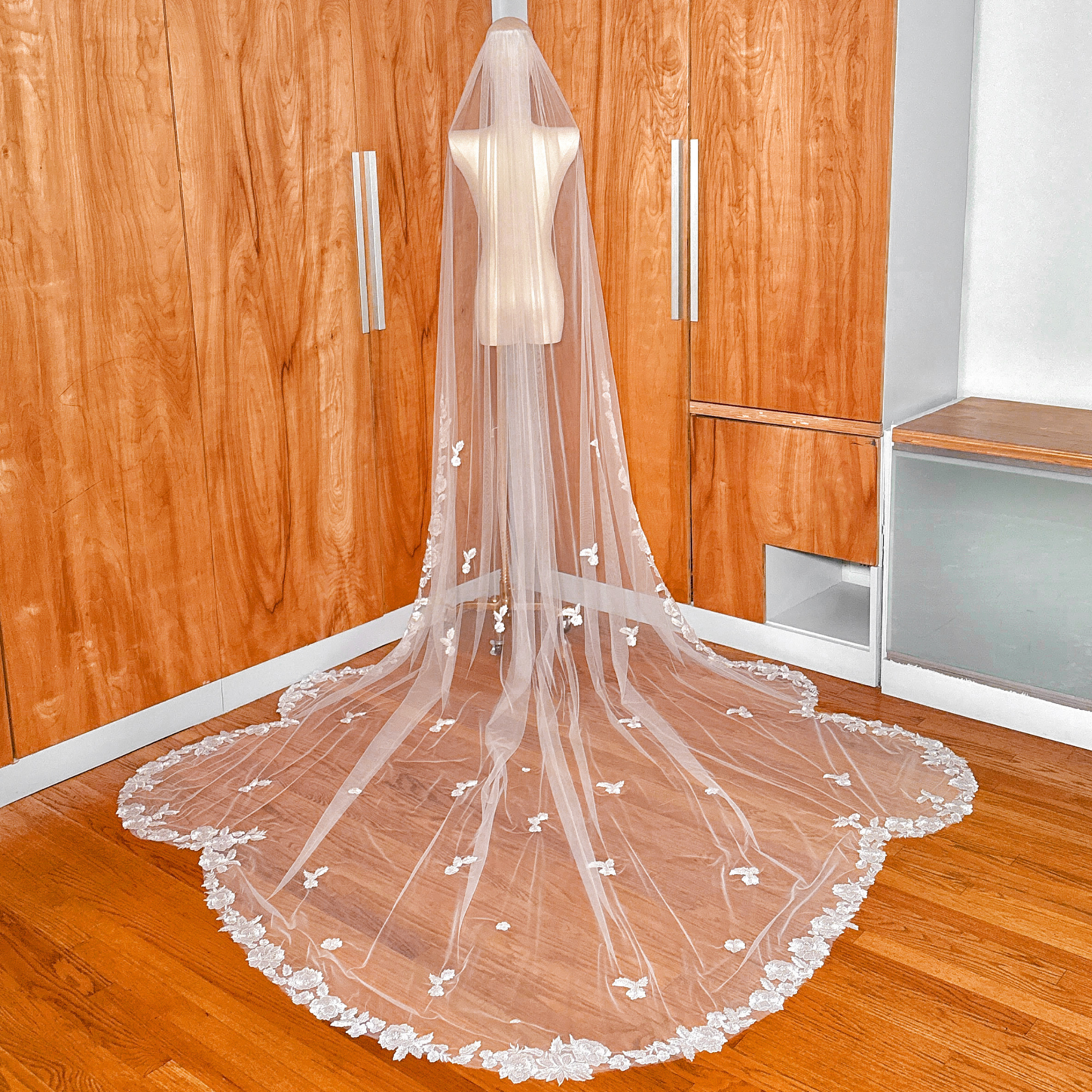 Rear view of a Scalloped Lace Edge Royal Cathedral Veil highlighting the lace pattern.